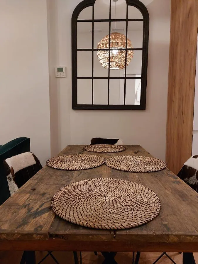 Apartamento Hidden Gem Pasquin Suites in Mercado Central Cádiz